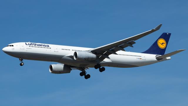 D-AIKM:Airbus A330-300:Lufthansa